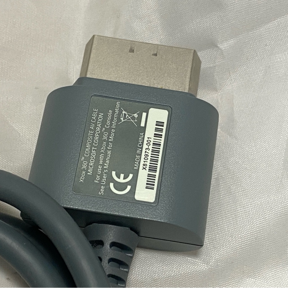 Microsoft PE-2151-03MX Power Supply AC 12V + AV Cable X810973-001 Xbox 360 - Picture 3 of 5